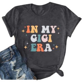 In My Gigi Era" Colorful Letter Print T-Shirt - Soft Cotton Casual Tee with Knot Detail, Machine Washable - Ideal for Grandparents, Perfect Holiday & Birthday Gift, Black